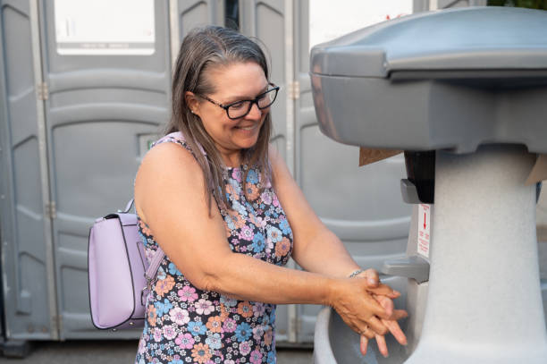 Best Luxury portable toilet rental  in Flint Hill, MO